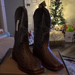 Roper Brown Western Boots with White Stitching